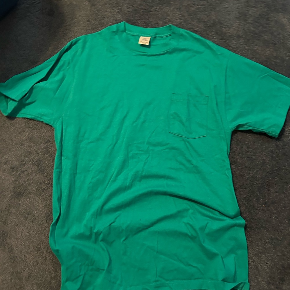 JCPenney Green Short Sleeve Tee
